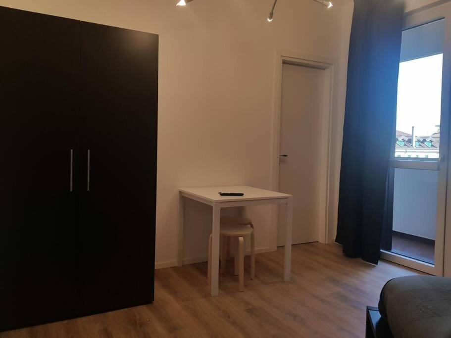 Bsuites Trieste In Centro Storico Con Wifi Padova Ruang foto