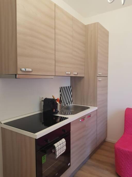 Bsuites Trieste In Centro Storico Con Wifi Padova Ruang foto