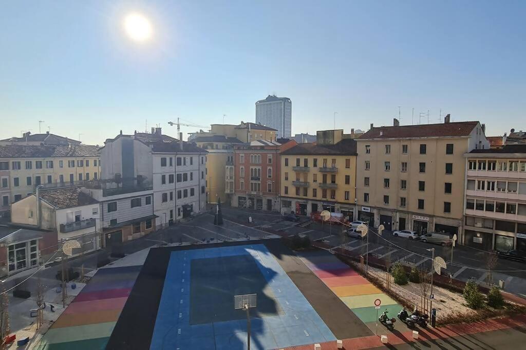 Bsuites Trieste In Centro Storico Con Wifi Padova Ruang foto